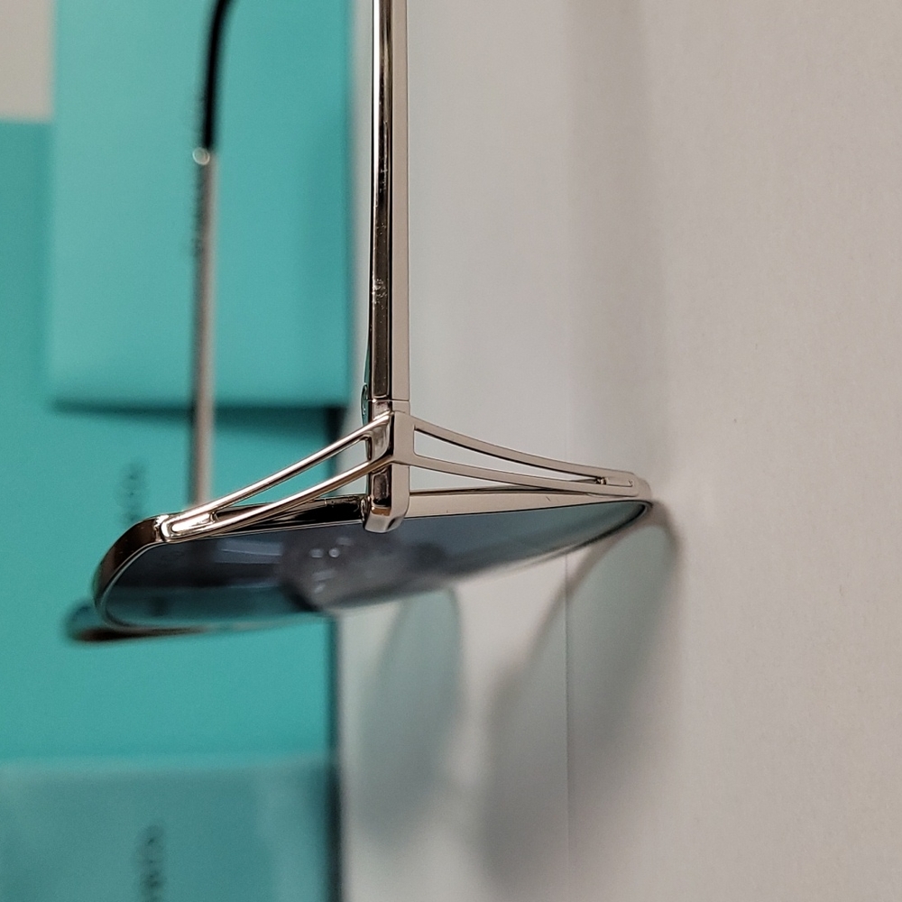 New ๐ฏ Authentic Tiffany&co sunglasses ๐ถ โค๏ธ ๐ ๐ - Picture 8 of 8